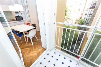 Pronájem bytu 3+1 v osobním vlastnictví 105 m², Praha 3 - Vinohrady