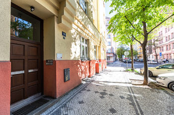 Pronájem bytu 3+1 v osobním vlastnictví 105 m², Praha 3 - Vinohrady