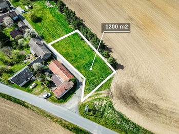 Prodej pozemku 1200 m², Třebsko