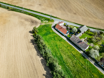 Prodej pozemku 1200 m², Třebsko