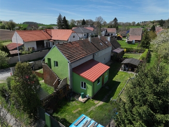 Prodej domu 165 m², Lošany
