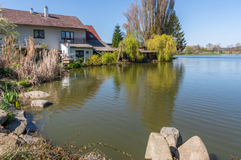 Prodej pozemku 2006 m², Sedlec-Prčice