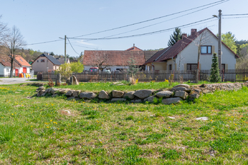 Prodej pozemku 2006 m², Sedlec-Prčice