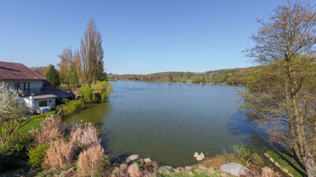 Prodej pozemku 2006 m², Sedlec-Prčice