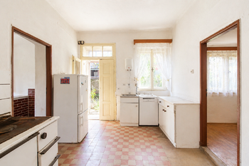 Prodej domu 200 m², Žerčice