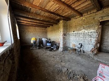 Obývací část - Prodej domu 99 m², Horní Újezd