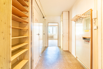 Prodej bytu 3+1 v osobním vlastnictví 68 m², Praha 9 - Střížkov