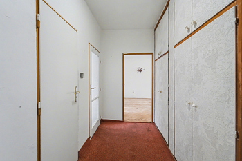 Prodej bytu 3+1 v osobním vlastnictví 74 m², Praha 6 - Břevnov