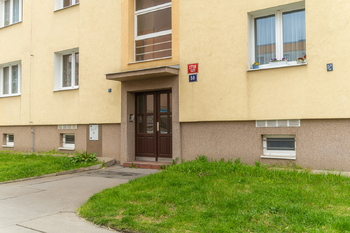 Prodej bytu 3+1 v osobním vlastnictví 74 m², Praha 6 - Břevnov