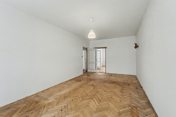 Prodej bytu 3+1 v osobním vlastnictví 74 m², Praha 6 - Břevnov