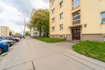 Prodej bytu 3+1 v osobním vlastnictví 74 m², Praha 6 - Břevnov