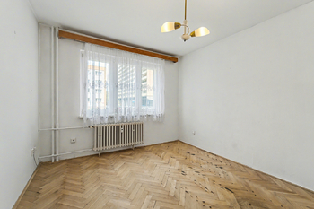 Prodej bytu 3+1 v osobním vlastnictví 74 m², Praha 6 - Břevnov