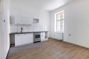 Prodej domu 212 m², Tavíkovice