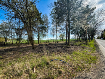 Prodej pozemku 1101 m², Drahlín