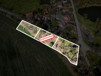 Prodej pozemku 1141 m², Drahlín