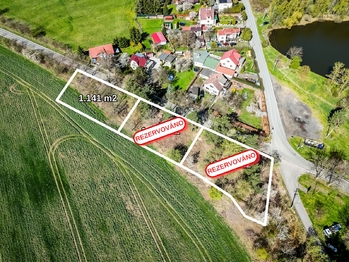 Prodej pozemku 1141 m², Drahlín