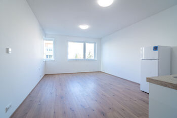 Pronájem bytu 2+kk v osobním vlastnictví 64 m², Nové Strašecí