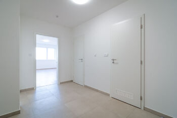 Pronájem bytu 2+kk v osobním vlastnictví 64 m², Nové Strašecí