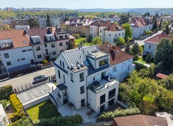 Prodej bytu 6 a více v osobním vlastnictví 133 m², Praha 4 - Braník