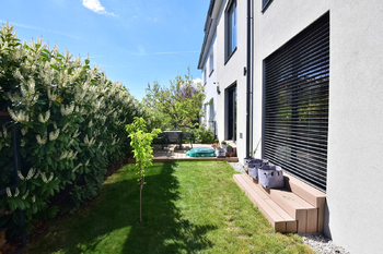 Prodej bytu 6 a více v osobním vlastnictví 133 m², Praha 4 - Braník