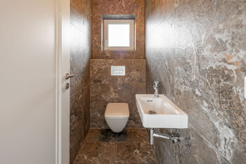 Prodej domu 167 m², Jenišov