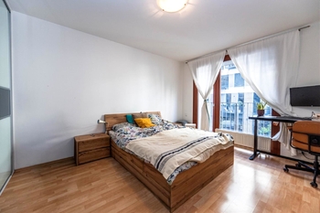 Pronájem bytu 2+kk v osobním vlastnictví 78 m², Praha 7 - Holešovice