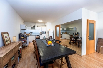 Pronájem bytu 2+kk v osobním vlastnictví 78 m², Praha 7 - Holešovice