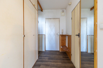 chodba - Prodej bytu 1+kk v osobním vlastnictví 35 m², Kladno