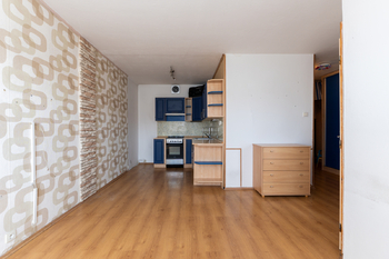 obývací pokoj s jídelnou - Prodej bytu 1+1 v družstevním vlastnictví 33 m², Most