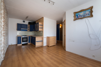 obývací pokoj s jídelnou - Prodej bytu 1+1 v družstevním vlastnictví 33 m², Most