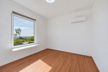 Pokoj 1 - Prodej chaty / chalupy 65 m², Lovosice