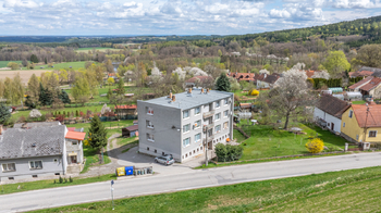 Prodej nájemního domu 472 m², Besednice