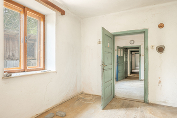 Prodej pozemku 1660 m², Třebíč