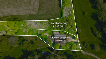 Prodej pozemku 1660 m², Třebíč