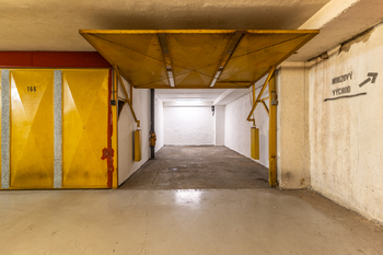Prodej garáže 19 m², Praha 6 - Liboc
