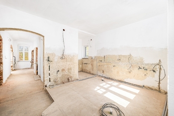 Prodej domu 550 m², Volyně