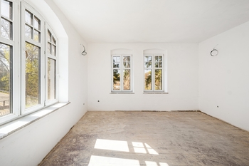 Prodej domu 550 m², Volyně