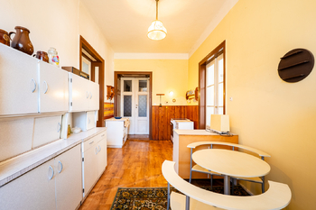 Prodej domu 237 m², Lišov