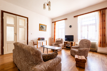 Prodej domu 237 m², Lišov