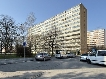 Prodej bytu 3+kk v osobním vlastnictví 61 m², Praha 4 - Lhotka