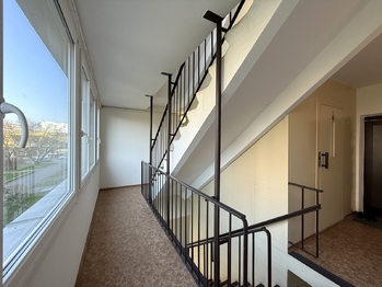 Prodej bytu 3+kk v osobním vlastnictví 61 m², Praha 4 - Lhotka