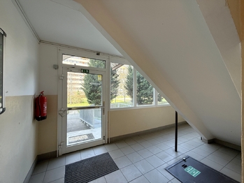Prodej bytu 3+kk v osobním vlastnictví 61 m², Praha 4 - Lhotka