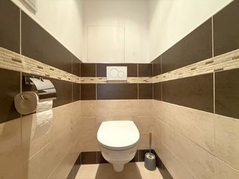 Prodej bytu 3+kk v osobním vlastnictví 61 m², Praha 4 - Lhotka
