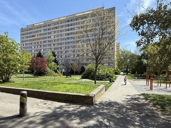 Prodej bytu 3+kk v osobním vlastnictví 61 m², Praha 4 - Lhotka