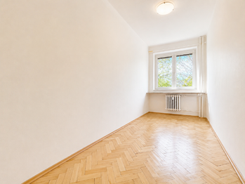 dětský pokoj/pracovna - Pronájem bytu 3+kk v osobním vlastnictví 60 m², Turnov