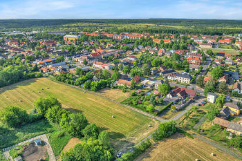 Prodej pozemku 508 m², Milovice