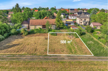 Prodej pozemku 508 m², Milovice