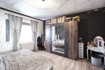 Prodej domu 270 m², Zabrušany