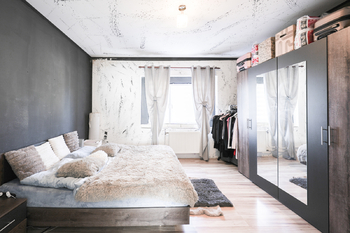 Prodej domu 270 m², Zabrušany