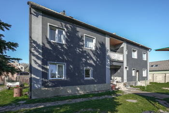 Prodej domu 270 m², Zabrušany
